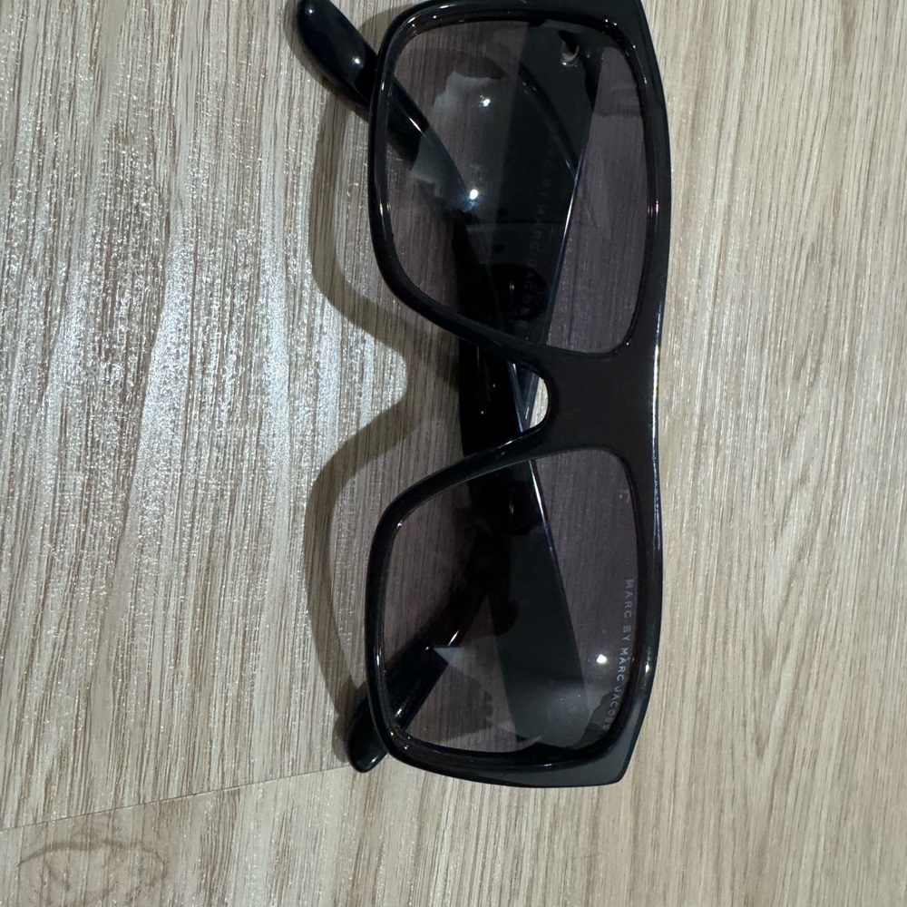 Marc by Marc Jacobs Black Rectangular Sunglasses